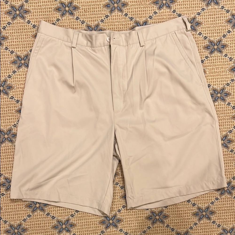Nike Tan Flat Front Shorts Relaxed Fit